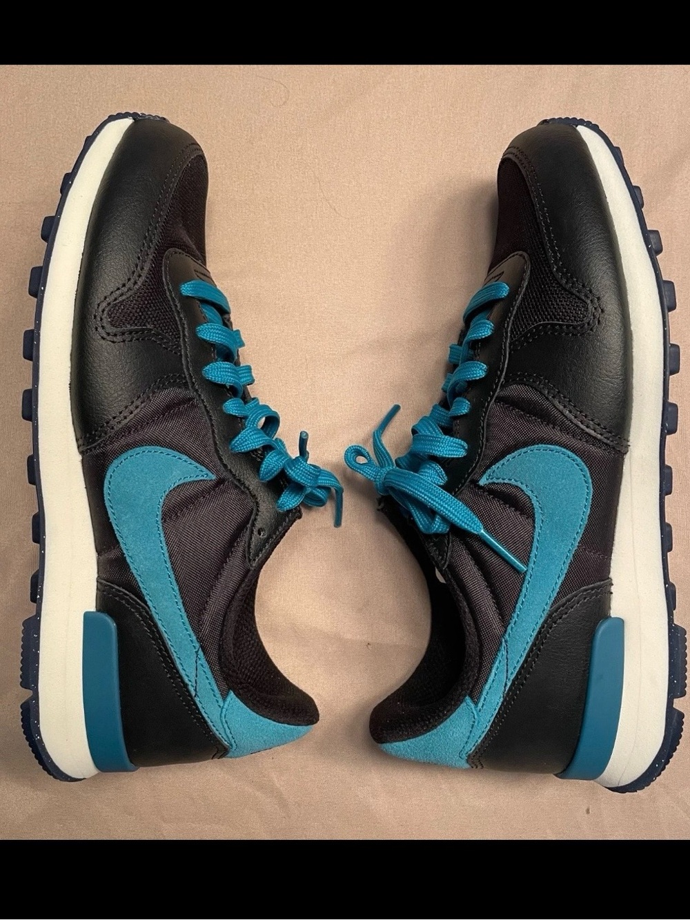 Nike Internationalist Shoes Womens 6.5 Black Teal Sneakers Style Code CW7637-991
